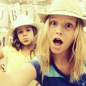 Meet your Posher, Rachel